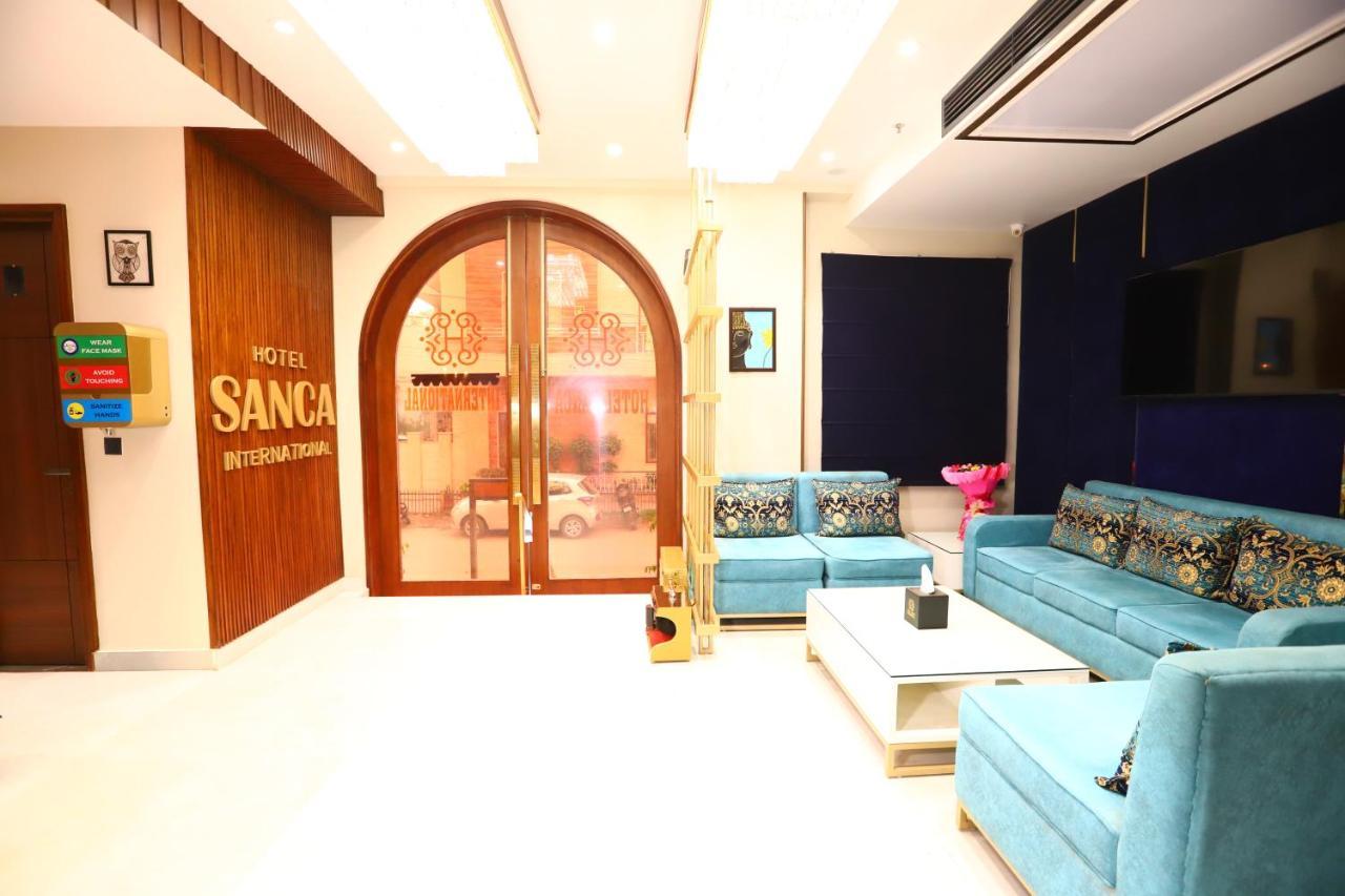 Sanca International Hotel In Patel Nagar Delhi Нью-Дели Экстерьер фото