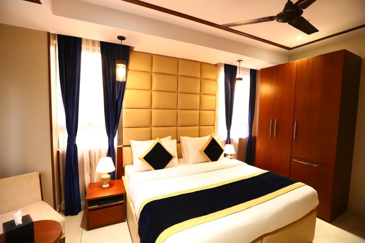 Sanca International Hotel In Patel Nagar Delhi Нью-Дели Экстерьер фото