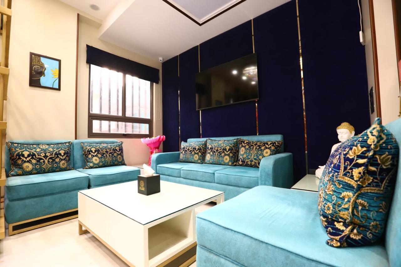 Sanca International Hotel In Patel Nagar Delhi Нью-Дели Экстерьер фото
