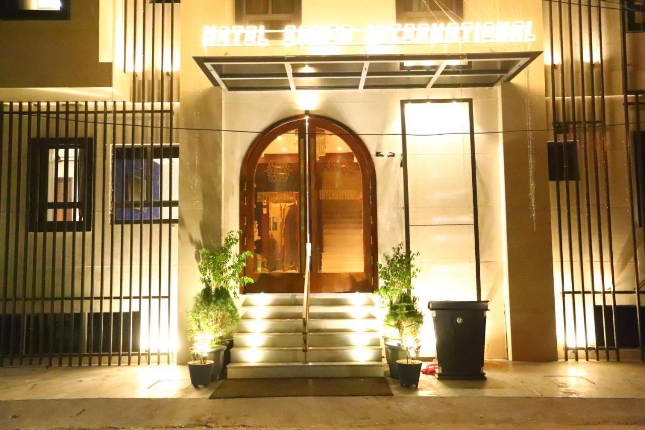 Sanca International Hotel In Patel Nagar Delhi Нью-Дели Экстерьер фото